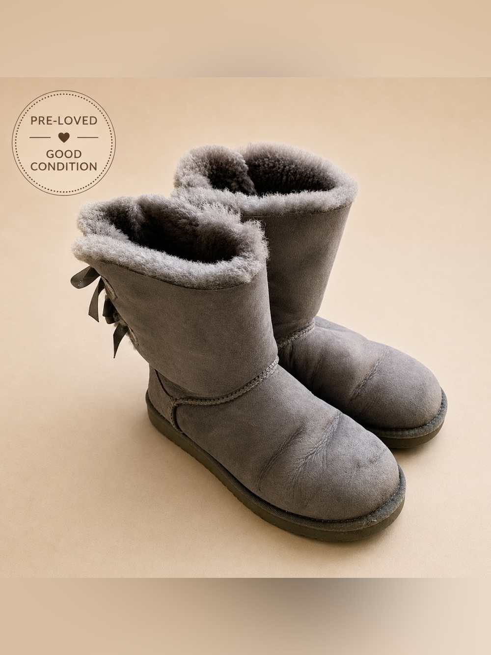 🖤 UGG Bailey Bow II Boots – Gray 🖤
✨ Pre-Loved | Good Condition ✨